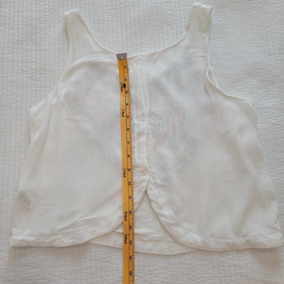 Xhilaration Boho Crop Tank Southwest Embroidery Gause Loose Button Back Target - Picture 4 of 6